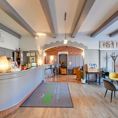 Brit Hotel Roanne - Le Grand Hotel Dış mekan fotoğraf